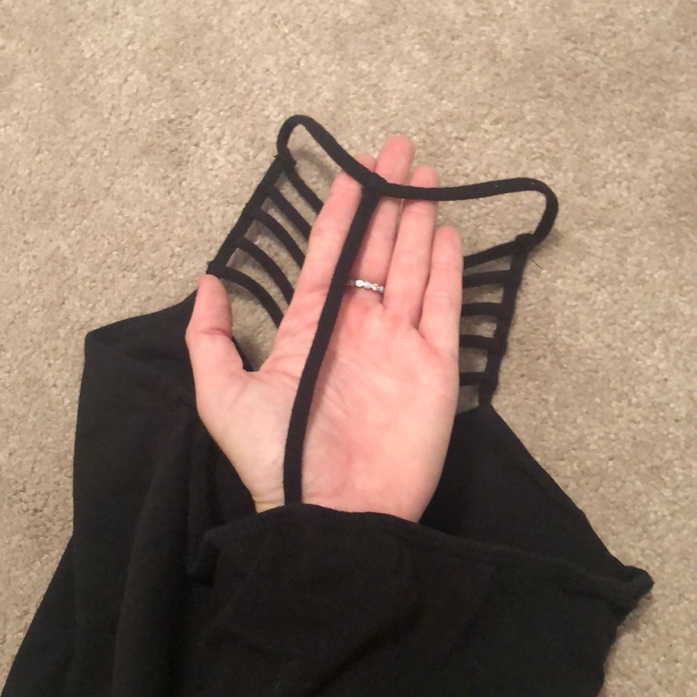 Crop top - Picture 4 of 6